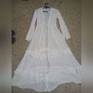 Elegant White Maxi Cardigan